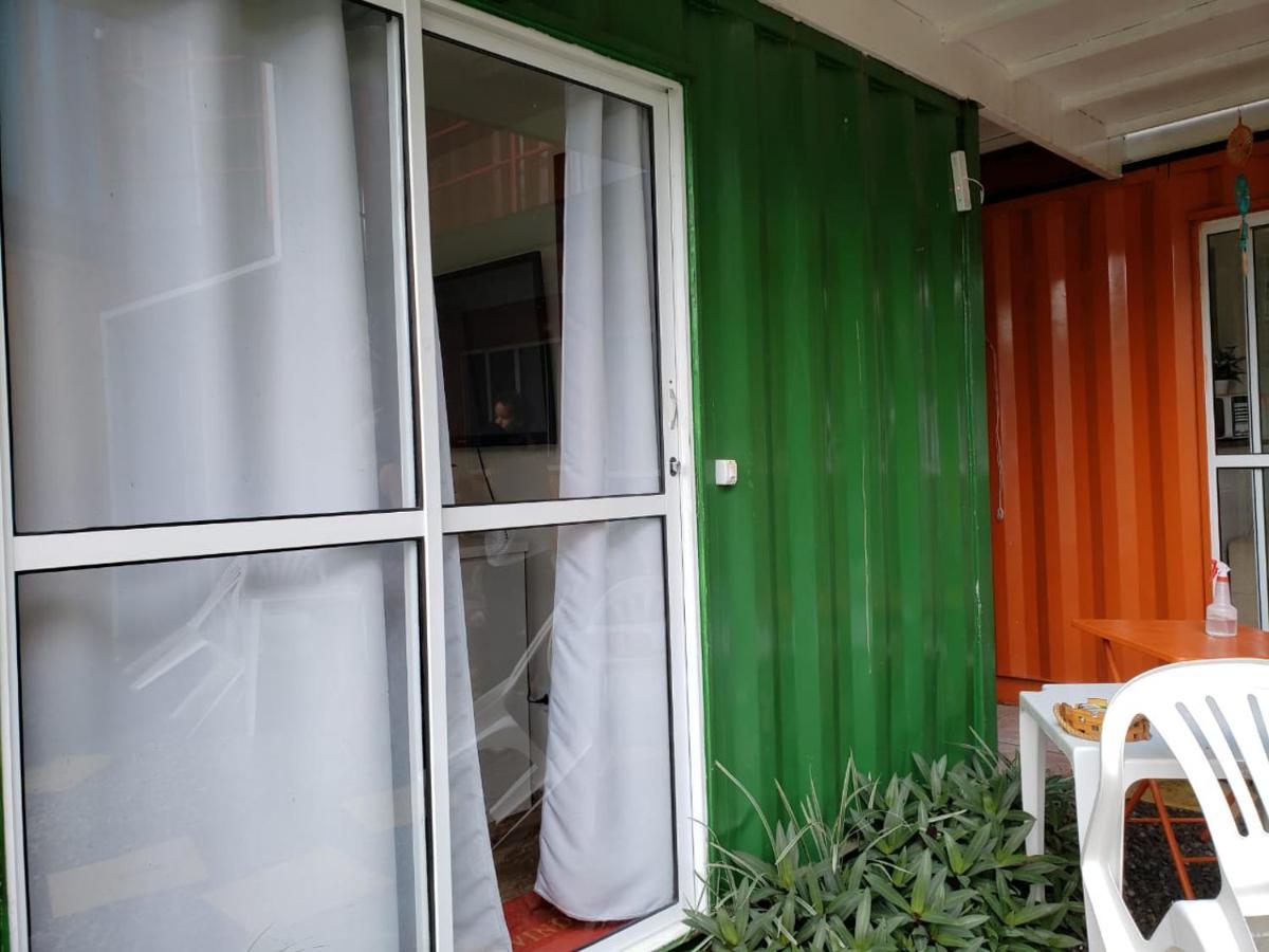 Container Hospedaria Araquari Exterior foto